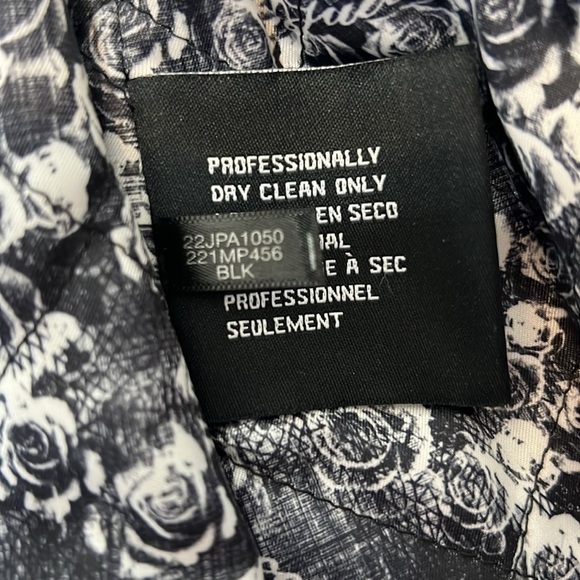 Guess Trench Coat Black Double Breasted Belted Polyester EUC S claz L - Picture 15 of 15